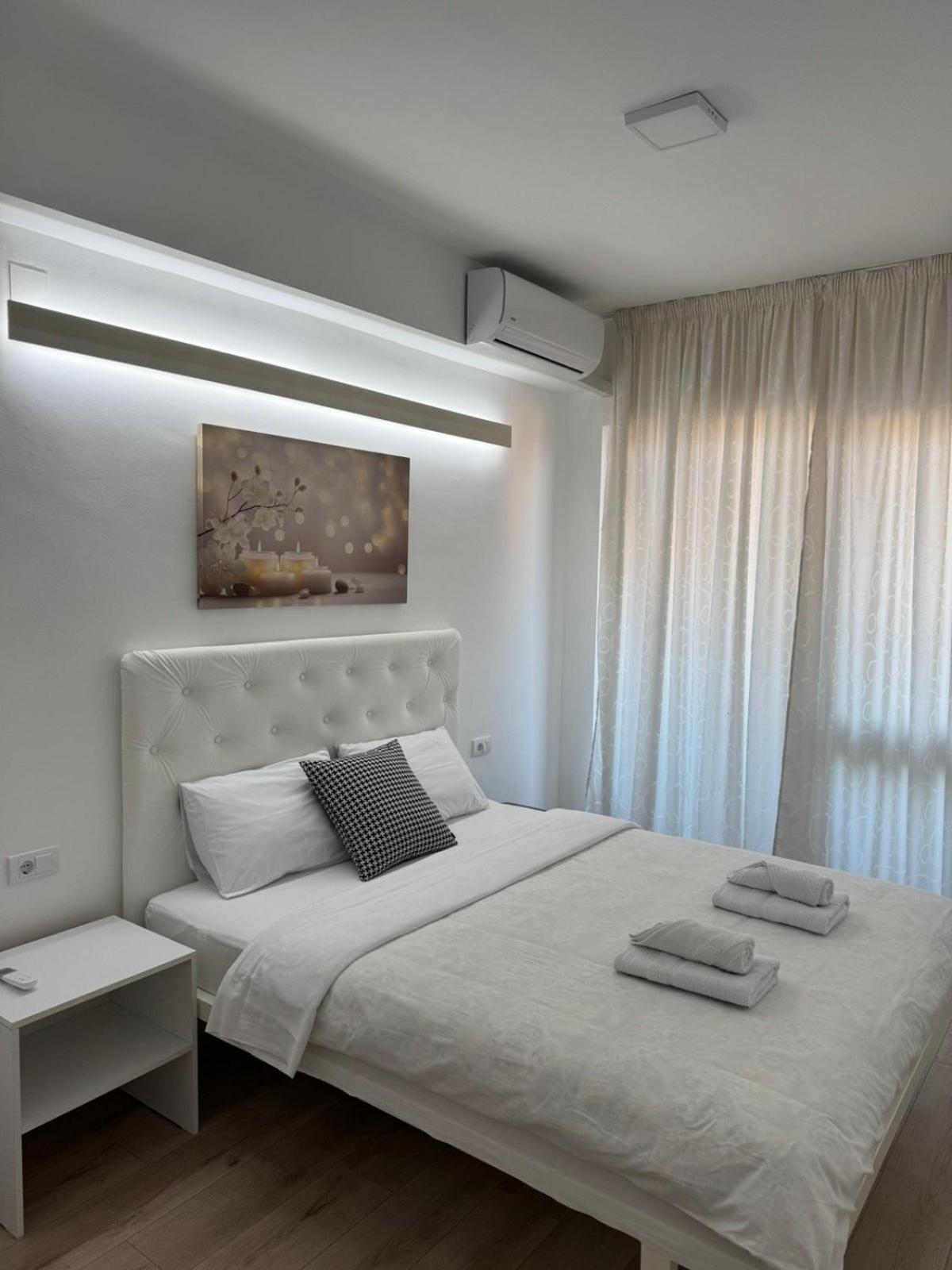 Apartment B&S Skopje Bagian luar foto